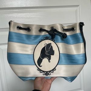 NWT Harvey’s Alice in Wonderland Park hopper bag